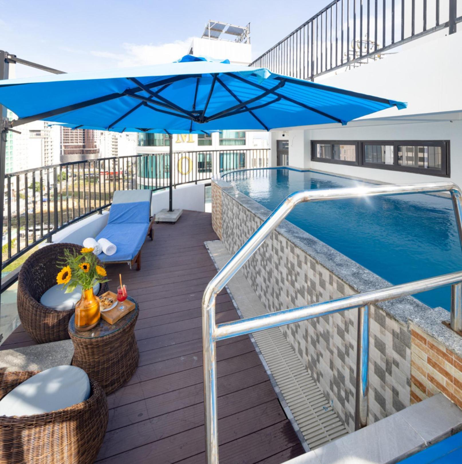 Minh Chau Premium Hotel Danang Exterior foto